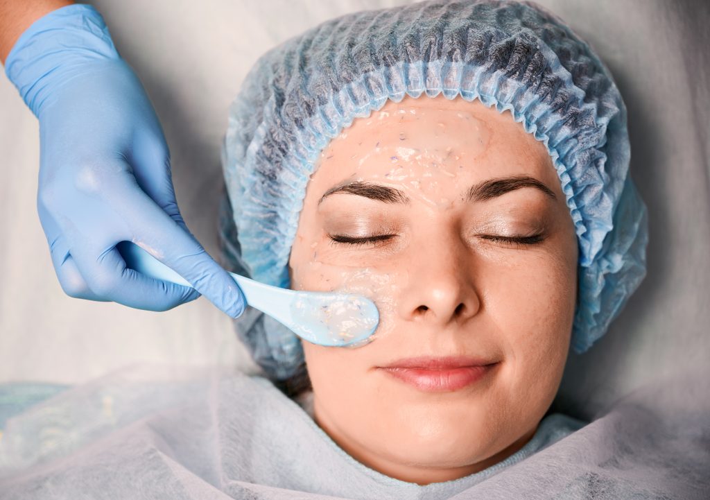 Best professional chemical peel procedure at skincare clinic